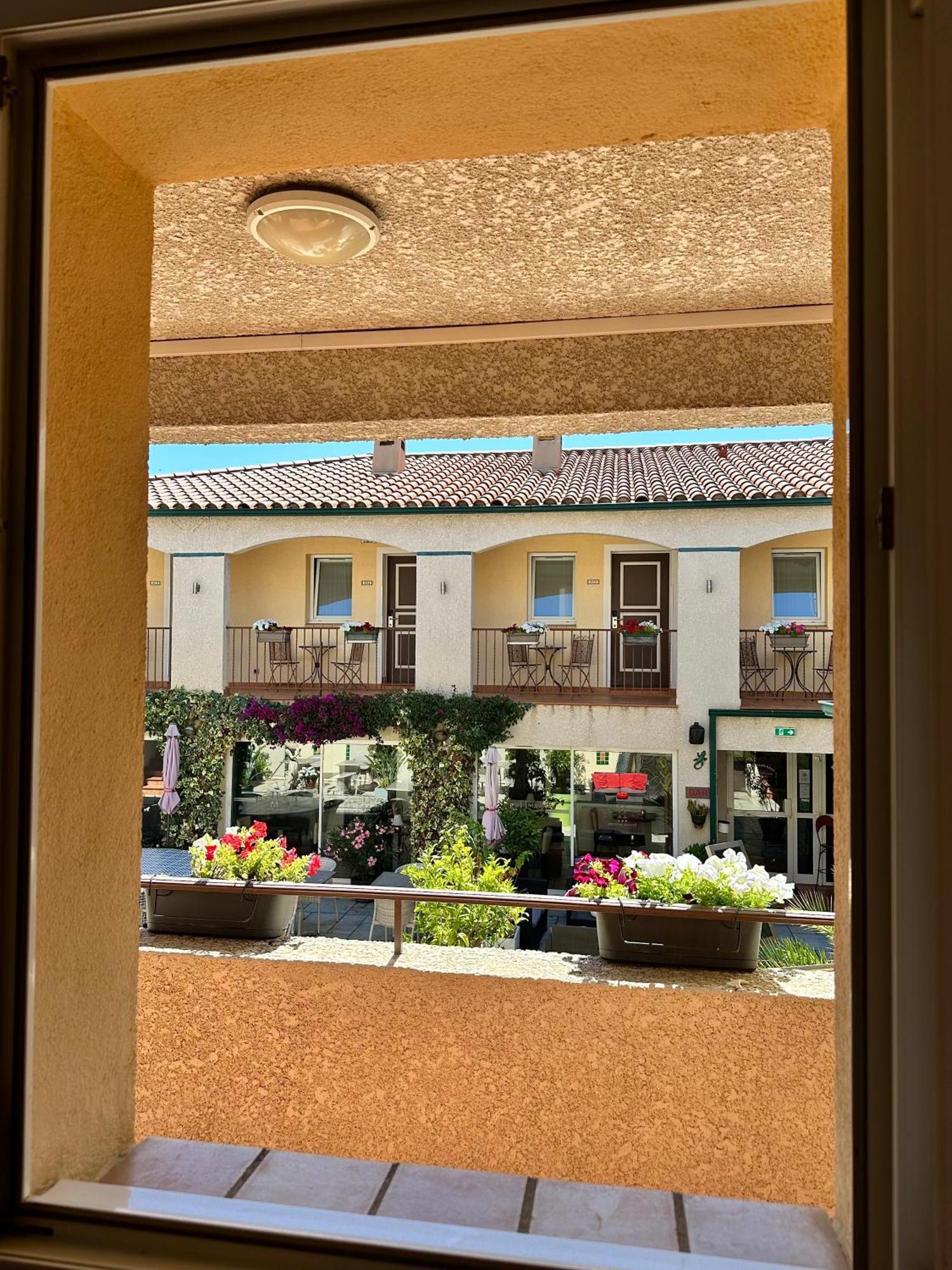 Logis Hotel Les II Mas - Perpignan Sud Cabestany Luaran gambar
