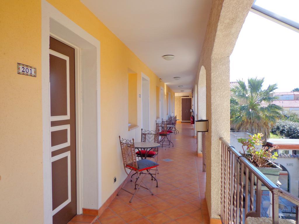 Logis Hotel Les II Mas - Perpignan Sud Cabestany Luaran gambar